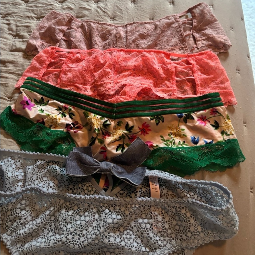 Victoria's Secret Lace Panty Set in Green and Gray